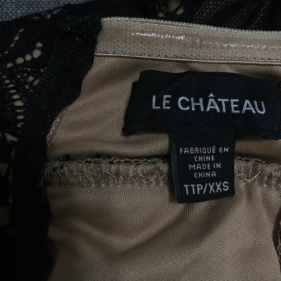 Lace BodyCon Dress - Picture 8 of 9